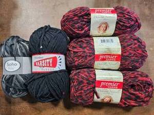 lot 35 image: 5-Skeins Assorted Fleece Yarn (3-Cherry Spot, 1-Black, 1-BlackGray)