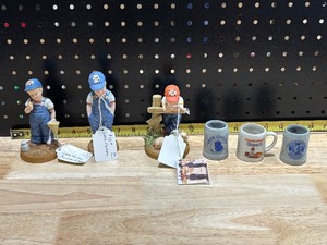 lot 7 image: HOMCO Figurines and more
