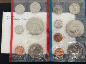 lot 10 image: 1974 P & D Mint Set
