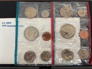 lot 13 image: 1979 P & D Mint Set