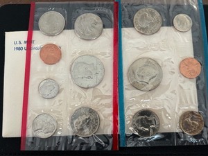 lot 14 image: 1980 P & D Mint Set