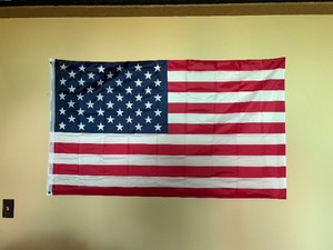 lot 4 image: United States Flag