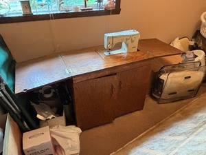 lot 32 image: Elna Sewing Machine and Cabinet