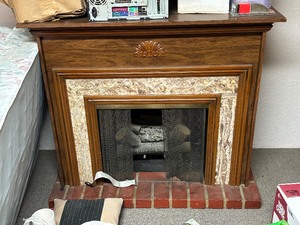 lot 35 image: Electric Fireplace