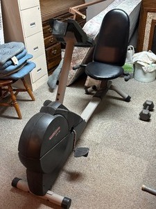 lot 45 image: Pro Form Exercise Bike