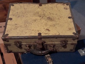 lot 64 image: Small Metal Suitcase