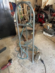 lot 82 image: Hand Truck