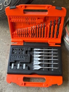 lot 91 image: Drill Bit Set