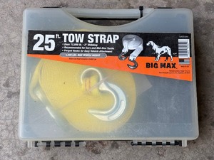 lot 92 image: 25 Foot Tow Strap