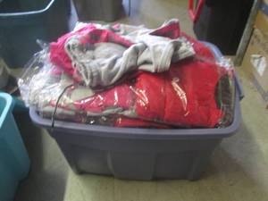 lot 17 image: (EW4) Tote Full of New Clothes Tops...