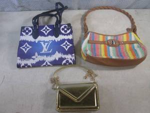 lot 21 image: (EW6) 3 Purses - Louis Vuitton, Ros...