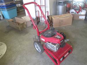 lot 37 image: (BR1) Craftsman Pressure Washer wit...