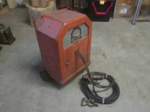 lot 43 image: (EC1) Wards Power-Kraft Arc Welder ...