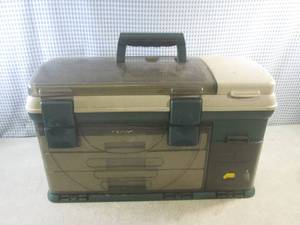 lot 60 image: (EW6) Plano 737 Fishing Tackle Box...