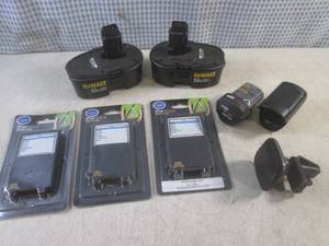 lot 71 image: (CSB) 2 Dewalt 18V XR Batteries, R...