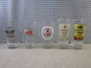 lot 84 image: (BS) Collectible Budweiser and Capt...