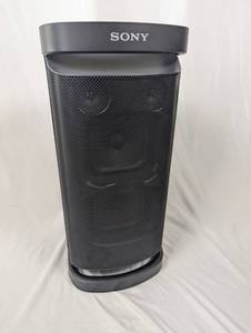 lot 2 image: Sony SRS-XP700 Wireless Speaker
