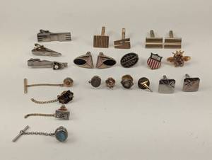 lot 53 image: Collection of Vintage Cufflinks and Tie Clips