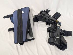 lot 85 image: Orthopedic Knee Braces