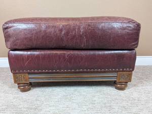 lot 102 image: Leather Ottoman with Wooden Base