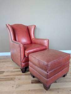 lot 109 image: King Hickory Leather Wingback Chair and Ottoman