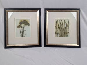 lot 121 image: Pair of Framed Botanical Prints