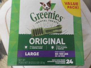 lot 126 image: Greenies Large Dog Dental Treaties...