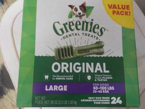 lot 128 image: Greenies Large Dog Dental Treaties...