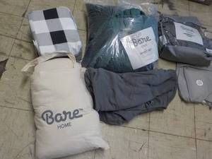 lot 146 image: 5 Bare Home Sheet Sets sizes Unknow...