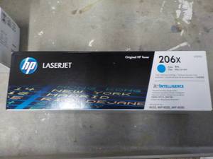 lot 82 image: HP Laser Set Original HP Toner 206x...