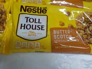 lot 288 image: 4 Bags Nestle 11 oz Butterscotch Mo...