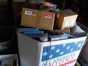 lot 357 image: Pallet of Unclaimed Overstock and M...