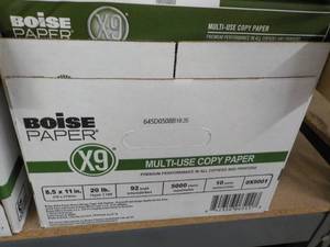 lot 17 image: Boise 5000 Sheets White 8 12 x 11...
