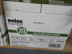lot 22 image: Boise 4500 Sheets White 8 12 x 11...