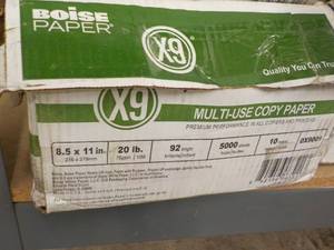 lot 23 image: Boise 3500 Sheets White 8 12 x 11...