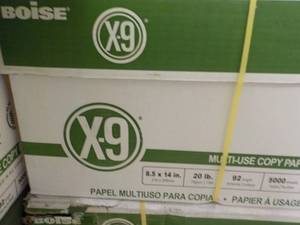 lot 31 image: Boise 5000 Sheets White 8 12 x 14...