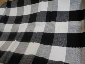 lot 235 image: Cotton Area Rug 28 x 42...