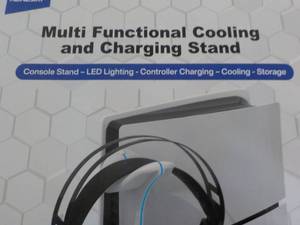 lot 102 image: Hon Cam Multi Functional Cooling an...