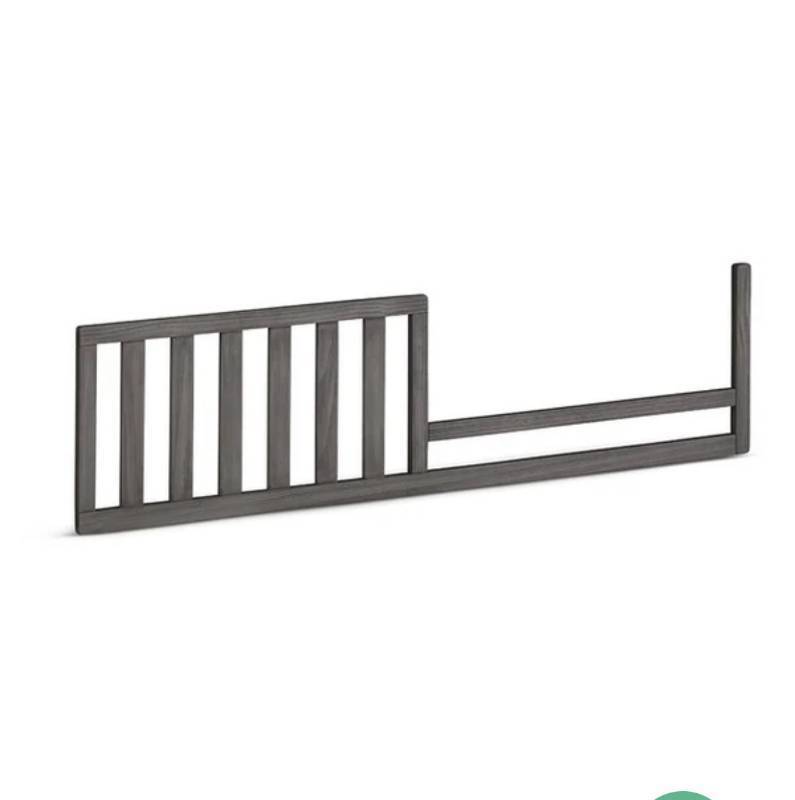 lot 147 image: Dolce Babi Bocca Universal Convertible Guard Rail in Marina Grey