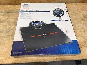 lot 41 image: North American Health  Wellness Extendable Extra Wide Scale