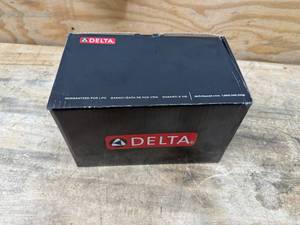 lot 46 image: Delta 2578LF-TP Leland Two Handle Centerset Lavatory Faucet