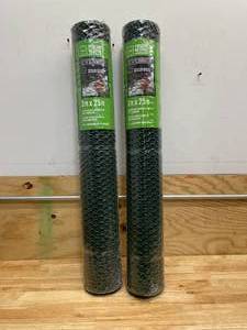 lot 92 image: Lot of 2 - Everbilt 34 in. Mesh x 3 ft. x 25 ft. Green Plastic Poultry Fence