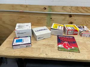 lot 151 image: Small Mystery Box