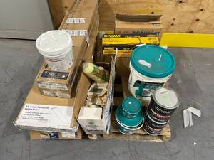 lot 154 image: Pallet of Various Items