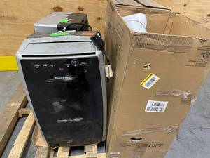 lot 155 image: Lot of 4 - Various Portable Air Conditioners