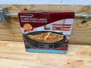 lot 203 image: Electric Crepe Maker Nonstick Electric Pancake Maker & Griddle 12 Hot Plate NIB