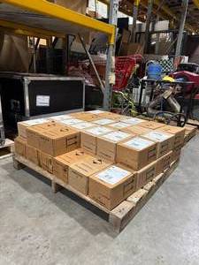 lot 9 image: Lot of Sealed 3M Cleaners (574409) Still Sealed, Never Used, See Description