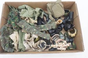 lot 4 image: G.I. Joe Accessories