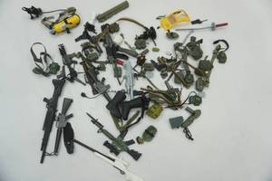 lot 5 image: G.I. Joe Accessories