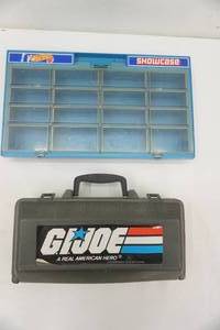 lot 6 image: Vintage Hot Wheels Carrying Case & G.I. Joe Case